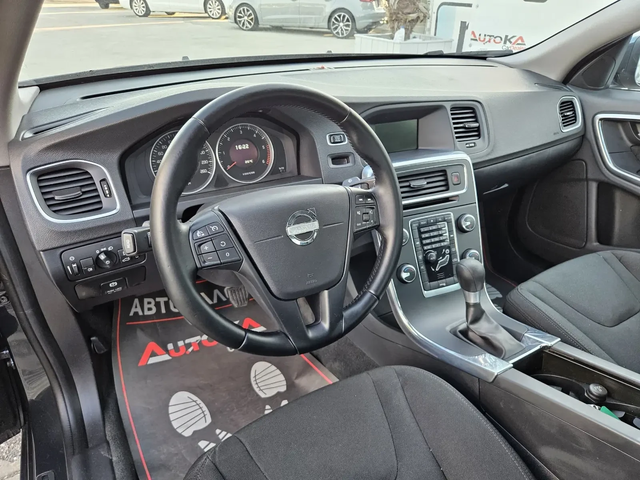 Volvo S60 1.6Drive-114kc= 6СКОРОСТИ= 162.000км= АВТОПИЛОТ - автомобили, коли, обяви за нови и употребявани 7