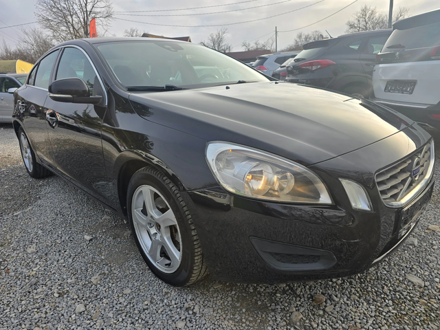 Volvo S60 2.0D3-ЕВРО 5В-АВТОМАТИК-НАВИГАЦИЯ - автомобили, коли, обяви за нови и употребявани 5