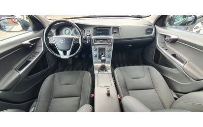 Volvo S60 1.6D DRIVEe SUMMUM - автомобили, коли, обяви за нови и употребявани 13