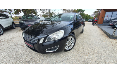 Volvo S60 1.6D DRIVEe SUMMUM - автомобили, коли, обяви за нови и употребявани 9