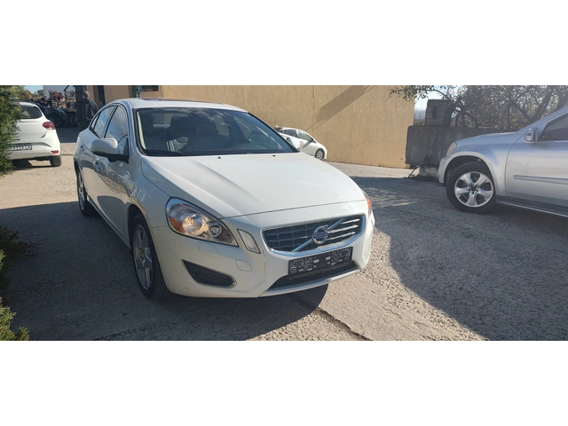 Volvo S60 - автомобили, коли, обяви за нови и употребявани 0