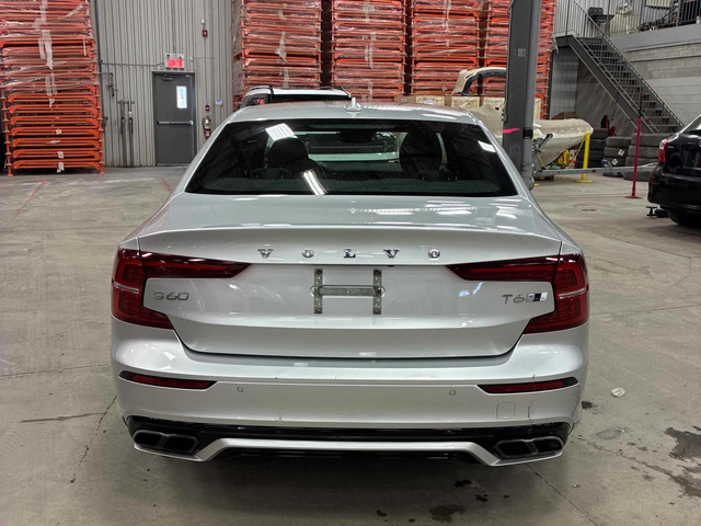 Volvo S60 R-Design* 360камери* Панорама* Дигитал* Подгрев* - автомобили, коли, обяви за нови и употребявани 3