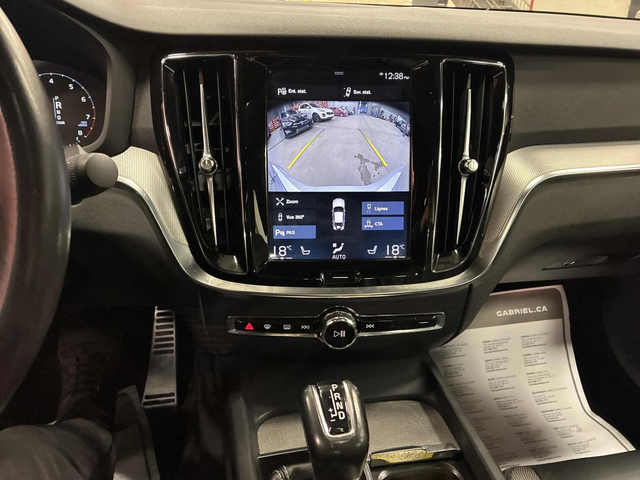 Volvo S60 R-Design* 360камери* Панорама* Дигитал* Подгрев* - автомобили, коли, обяви за нови и употребявани 8