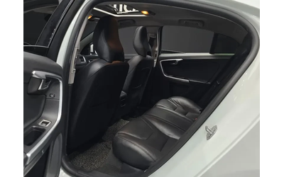 Volvo S60 1.6D - автомобили, коли, обяви за нови и употребявани 11