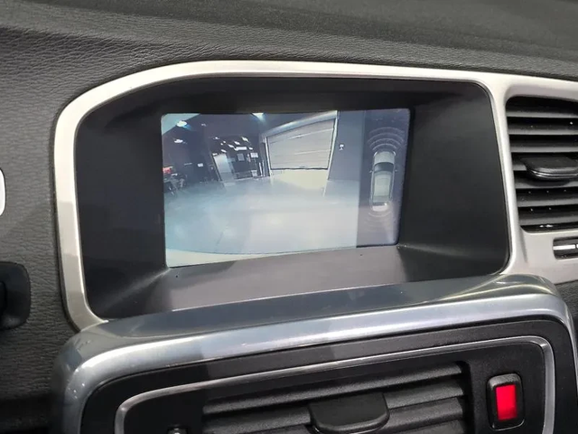 Volvo S60 1.6D - автомобили, коли, обяви за нови и употребявани 15