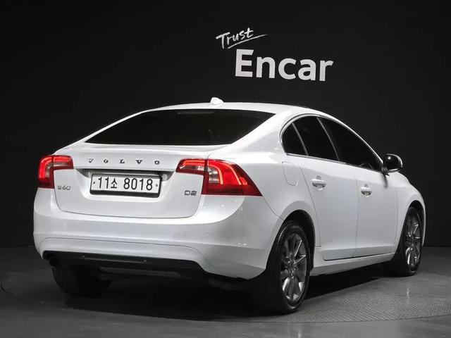 Volvo S60 1.6D - автомобили, коли, обяви за нови и употребявани 1