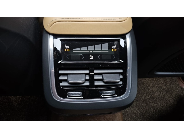 Volvo S60 INSCRIPTION* B&W* 360* МАСАЖ* ОБДУХ* DIS* КРАЙНА Ц - автомобили, коли, обяви за нови и употребявани 15