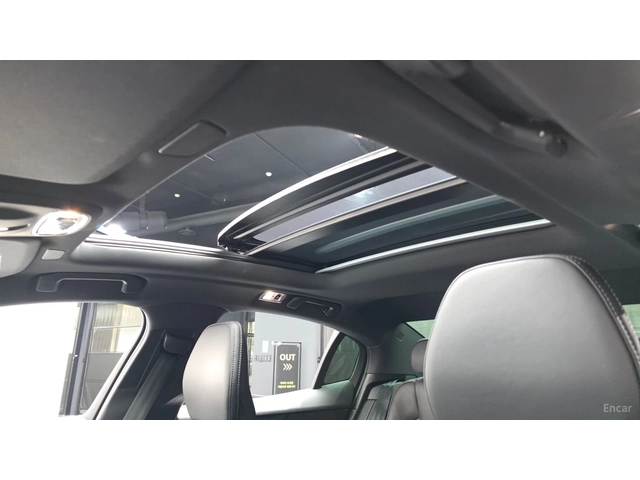 Volvo S60 R-Design* DISTRONIC* ПОДГРЕВ* ОБДУХВАНЕ* КАМЕРА* - автомобили, коли, обяви за нови и употребявани 13