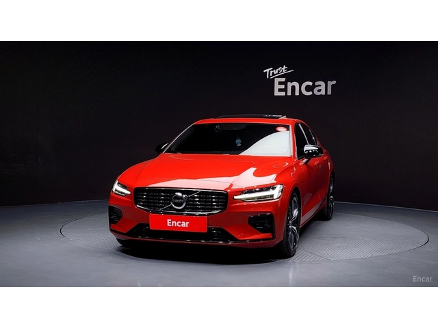 Volvo S60 R-Design* DISTRONIC* ПОДГРЕВ* ОБДУХВАНЕ* HUD* - автомобили, коли, обяви за нови и употребявани 1