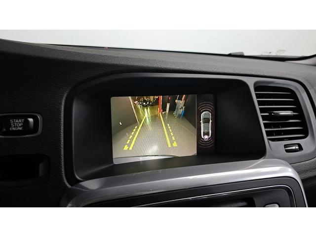 Volvo S60 D3 | Памет; подгрев седалки | Подгрев волан - автомобили, коли, обяви за нови и употребявани 11