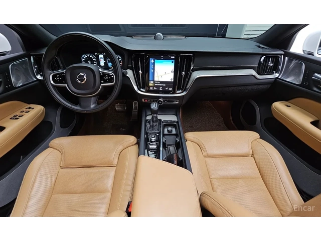 Volvo S60 T5 Inscription* ОБДУХ* HUD* FULL* ЛИЗИНГ - автомобили, коли, обяви за нови и употребявани 4