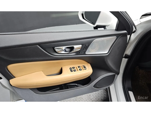 Volvo S60 T5 Inscription* ОБДУХ* HUD* FULL* ЛИЗИНГ - автомобили, коли, обяви за нови и употребявани 16