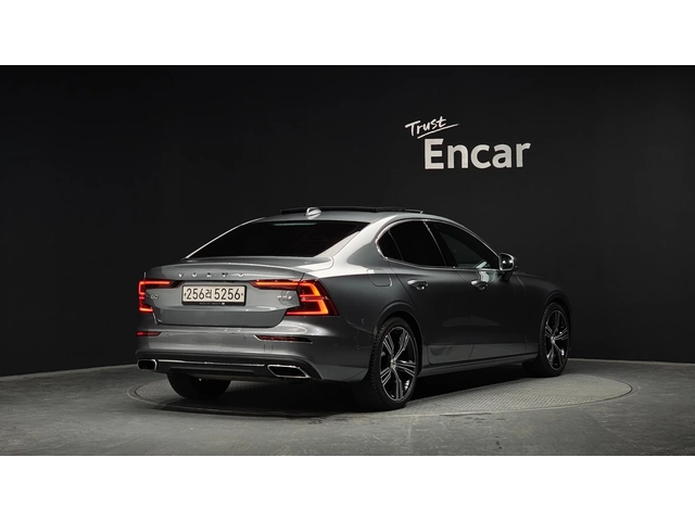 Volvo S60 2.0 T5 Inscription - автомобили, коли, обяви за нови и употребявани 1