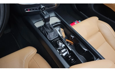 Volvo S60 2.0 T5 Inscription - автомобили, коли, обяви за нови и употребявани 7