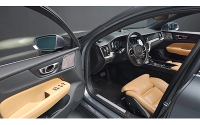 Volvo S60 2.0 T5 Inscription - автомобили, коли, обяви за нови и употребявани 9