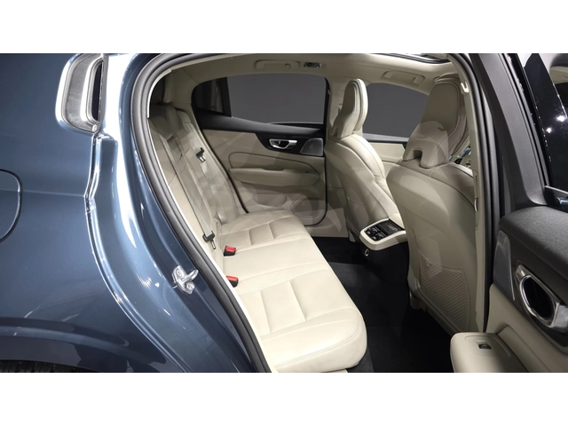 Volvo S60 T5 INSCRIPTION * DIS * ОБДУХ * HUD * 360 * PANO - автомобили, коли, обяви за нови и употребявани 10