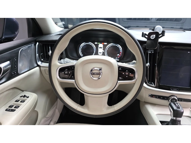 Volvo S60 T5 INSCRIPTION * DIS * ОБДУХ * HUD * 360 * PANO - автомобили, коли, обяви за нови и употребявани 11