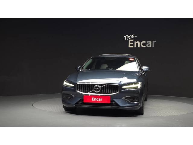 Volvo S60 T5 INSCRIPTION * DIS * ОБДУХ * HUD * 360 * PANO - автомобили, коли, обяви за нови и употребявани 1