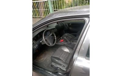 volvo-s60-nishto-po-kolsta-ne-e-smeneno - 4