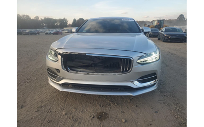 volvo-s90 - 4