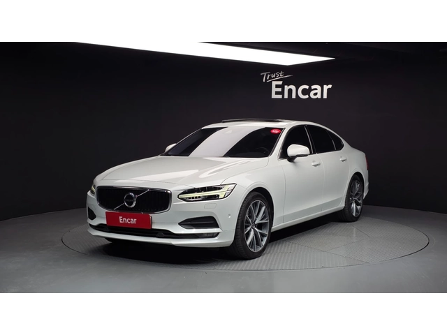 Volvo S90 D5 AWD Momentum - автомобили, коли, обяви за нови и употребявани 0