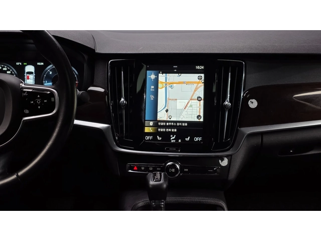 Volvo S90 D5 AWD Momentum - автомобили, коли, обяви за нови и употребявани 13