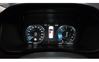 Volvo S90 D5 AWD Momentum - автомобили, коли, обяви за нови и употребявани 7