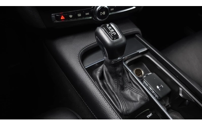 Volvo S90 D5 AWD Momentum - автомобили, коли, обяви за нови и употребявани 8