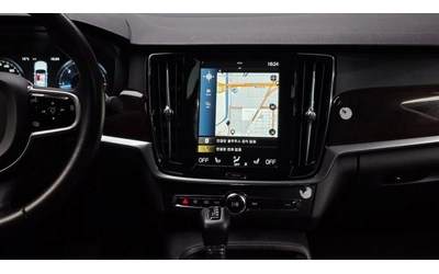 Volvo S90 D5 AWD Momentum - автомобили, коли, обяви за нови и употребявани 13