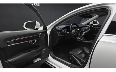 Volvo S90 D5 AWD Momentum - автомобили, коли, обяви за нови и употребявани 9