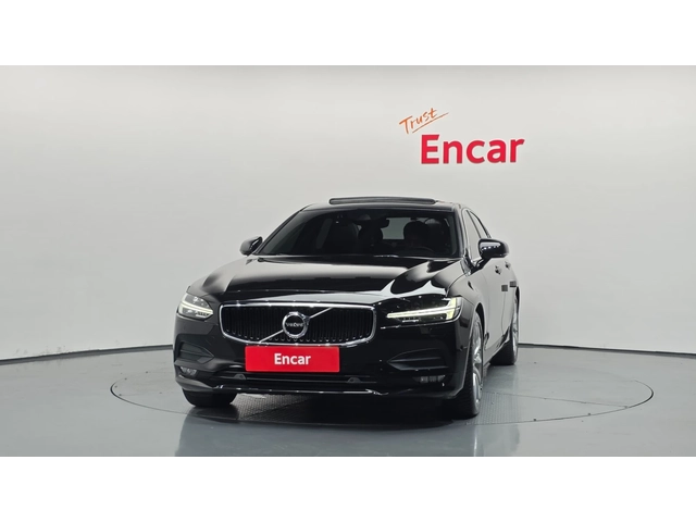 Volvo S90 2.0 T5 Momentum - автомобили, коли, обяви за нови и употребявани 2