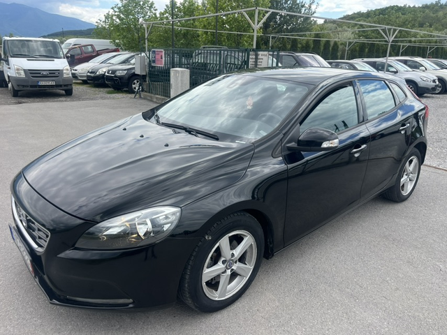 Volvo V40 1.6 NAVI - автомобили, коли, обяви за нови и употребявани 0