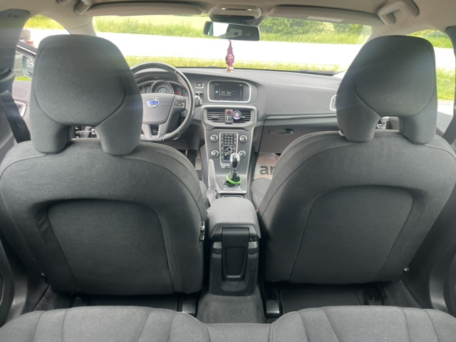 Volvo V40 1.6 NAVI - автомобили, коли, обяви за нови и употребявани 10