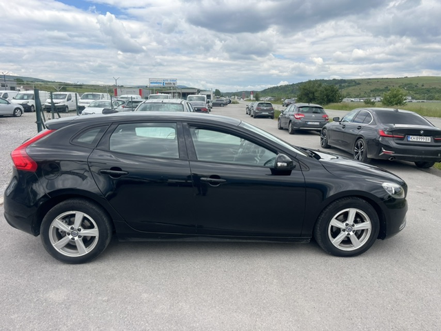Volvo V40 1.6 NAVI - автомобили, коли, обяви за нови и употребявани 6