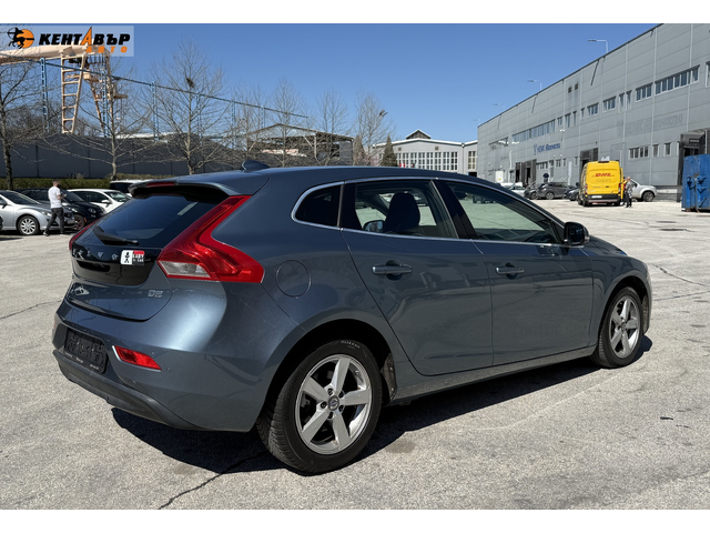 Volvo V40 1.6d 115к.с. - автомобили, коли, обяви за нови и употребявани 3