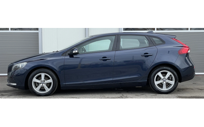 volvo-v40 - 1