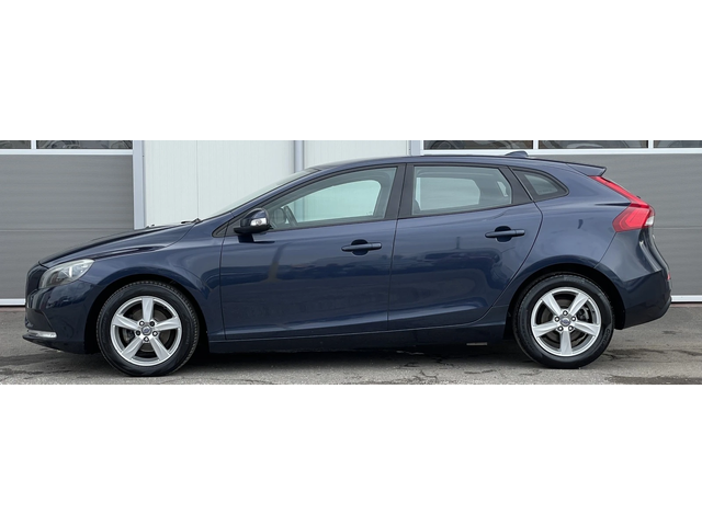 Volvo V40 Реален пробег - автомобили, коли, обяви за нови и употребявани 1