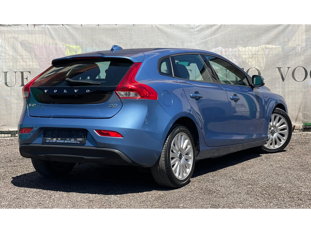 Volvo V40 D2* Камера* 6 Скорости - автомобили, коли, обяви за нови и употребявани 1