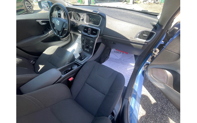 Volvo V40 D2* Камера* 6 Скорости - автомобили, коли, обяви за нови и употребявани 6