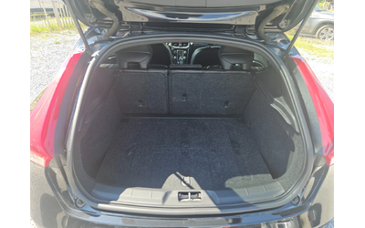 Volvo V40 2.0 D2 120 k.c. R design - автомобили, коли, обяви за нови и употребявани 11