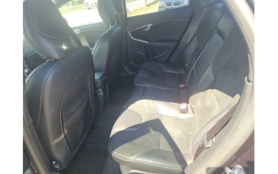 Volvo V40 2.0 D2 120 k.c. R design - автомобили, коли, обяви за нови и употребявани 9