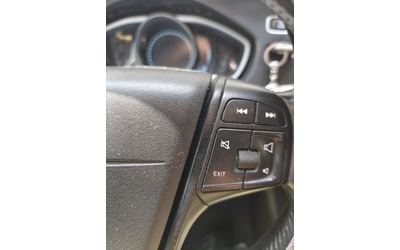 Volvo V40, 2013 г., 207000 км, 115 к.с. - автомобили, коли, обяви за нови и употребявани 6