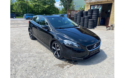 volvo-v40 - 1