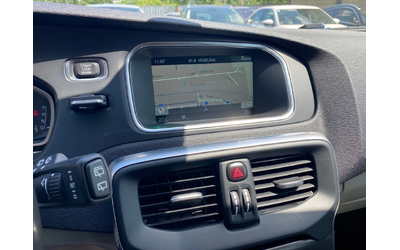 Volvo V40 2.0D4 190кс. Автомат - автомобили, коли, обяви за нови и употребявани 6