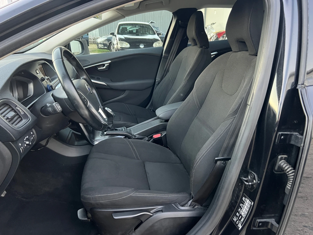 Volvo V40 D3-2.0d- 150к.с/ Старт-стоп/ Навигация/ Камера - автомобили, коли, обяви за нови и употребявани 10