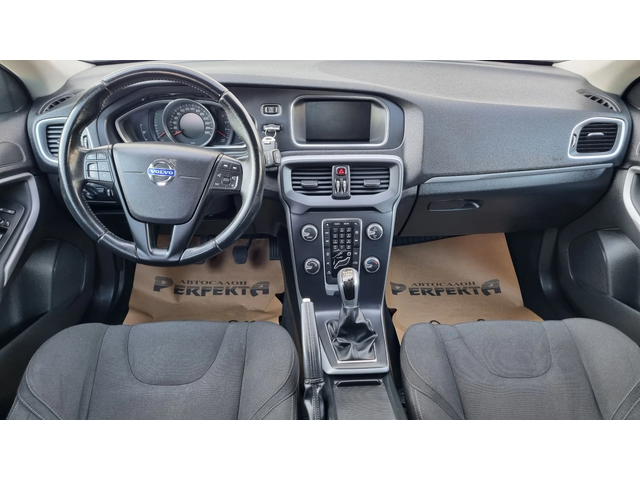 Volvo V40 1.6дизел 114к.с. - автомобили, коли, обяви за нови и употребявани 10