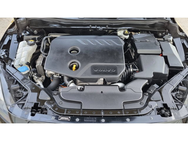 Volvo V40 1.6дизел 114к.с. - автомобили, коли, обяви за нови и употребявани 15