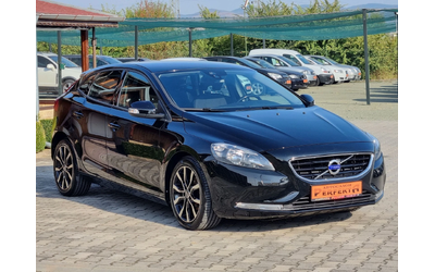 volvo-v40 - 4