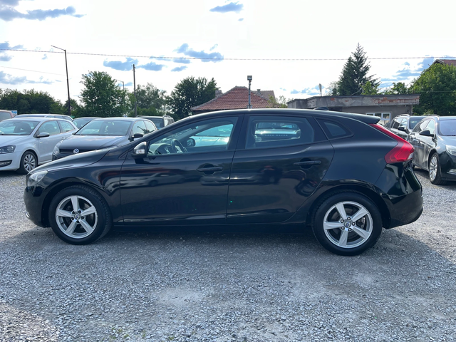 Volvo V40 D2 1.6D EURO 5B - автомобили, коли, обяви за нови и употребявани 5