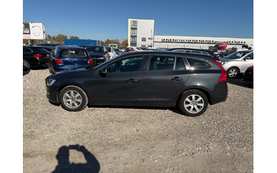 Volvo V40 2.0 D - автомобили, коли, обяви за нови и употребявани 7